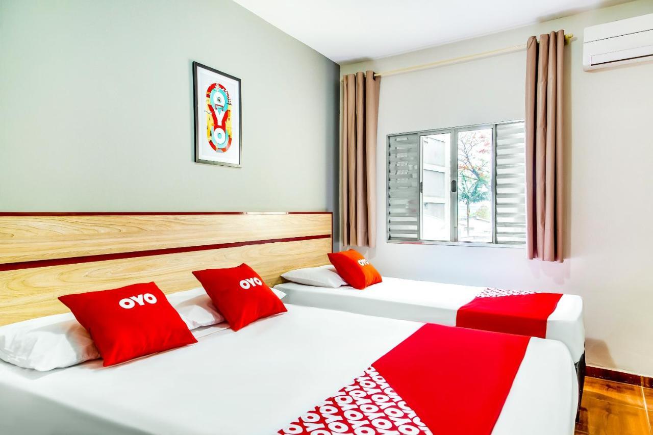 Oyo Hotel Lisboa, Sao Jose Dos Campos Ngoại thất bức ảnh