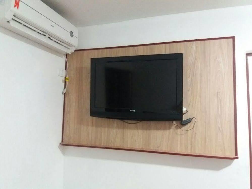 Oyo Hotel Lisboa, Sao Jose Dos Campos Ngoại thất bức ảnh