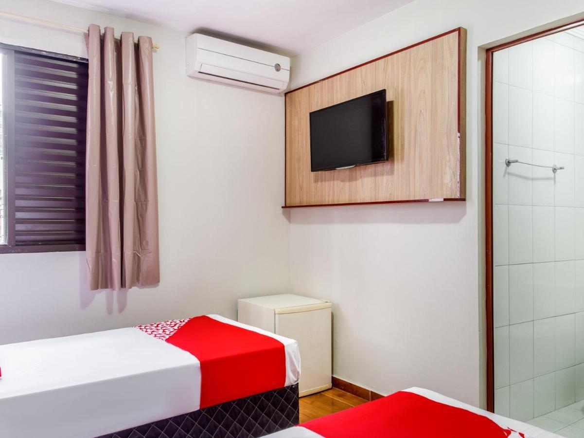 Oyo Hotel Lisboa, Sao Jose Dos Campos Ngoại thất bức ảnh