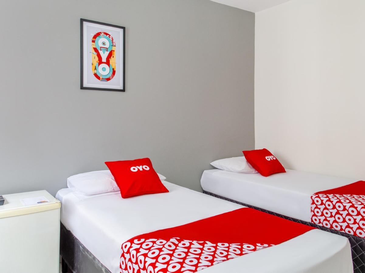 Oyo Hotel Lisboa, Sao Jose Dos Campos Ngoại thất bức ảnh